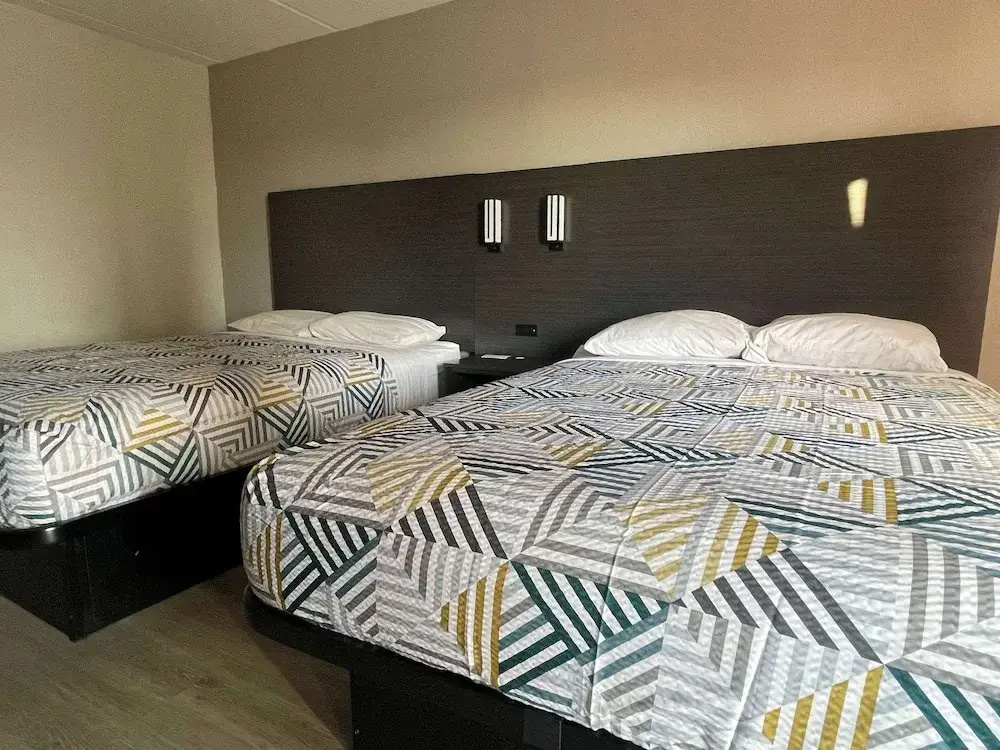 Deluxe Quadruple room