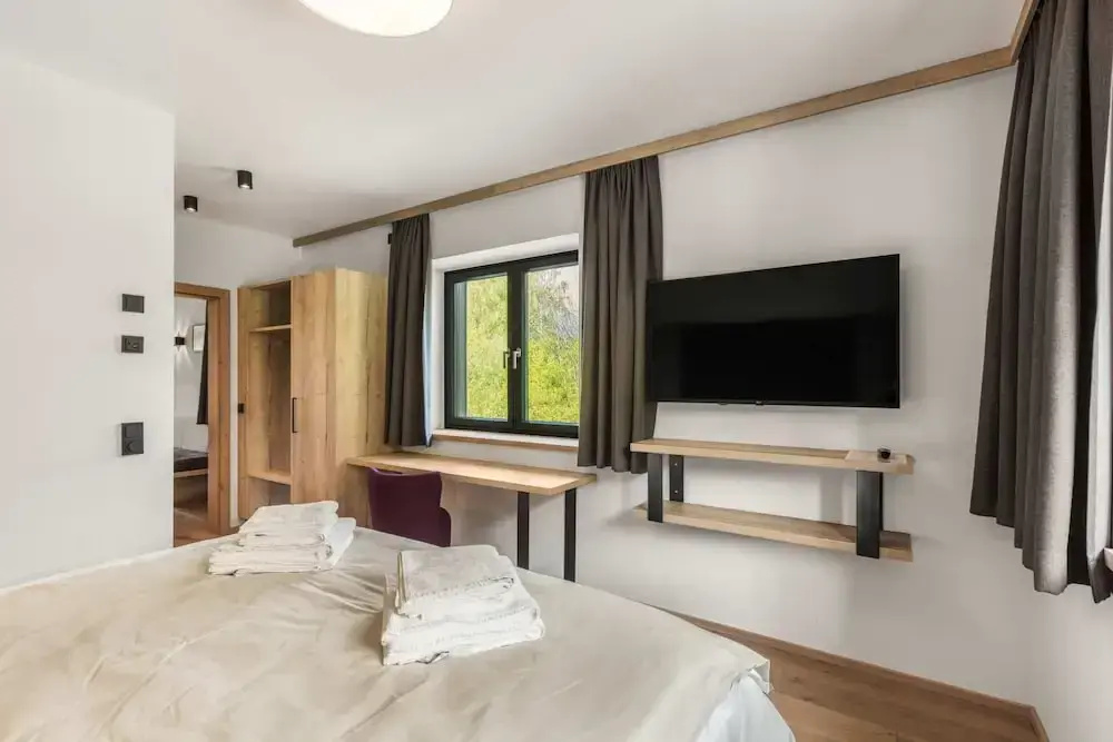 Emma Deluxe Aparthotel