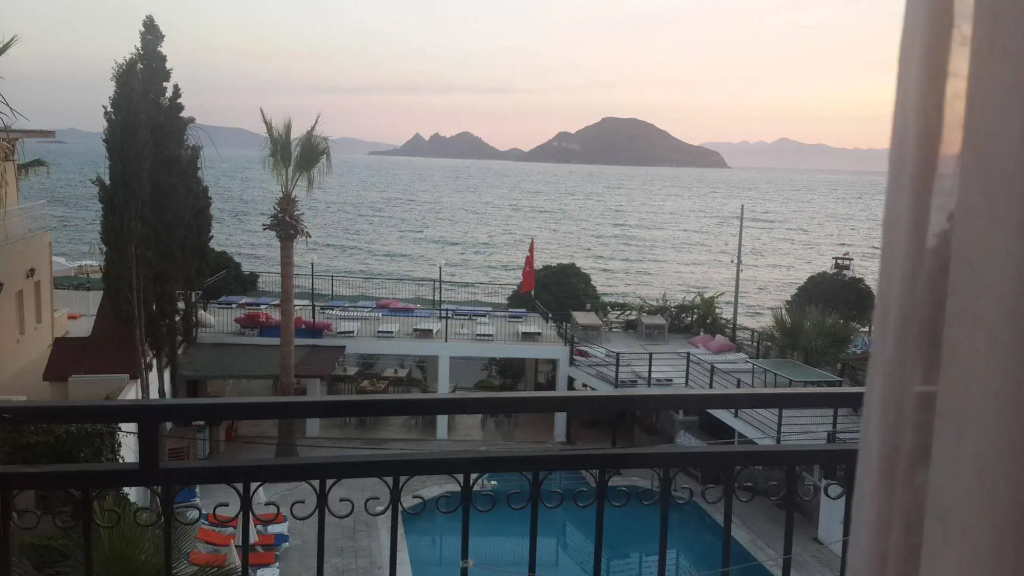 Cemre Hotel