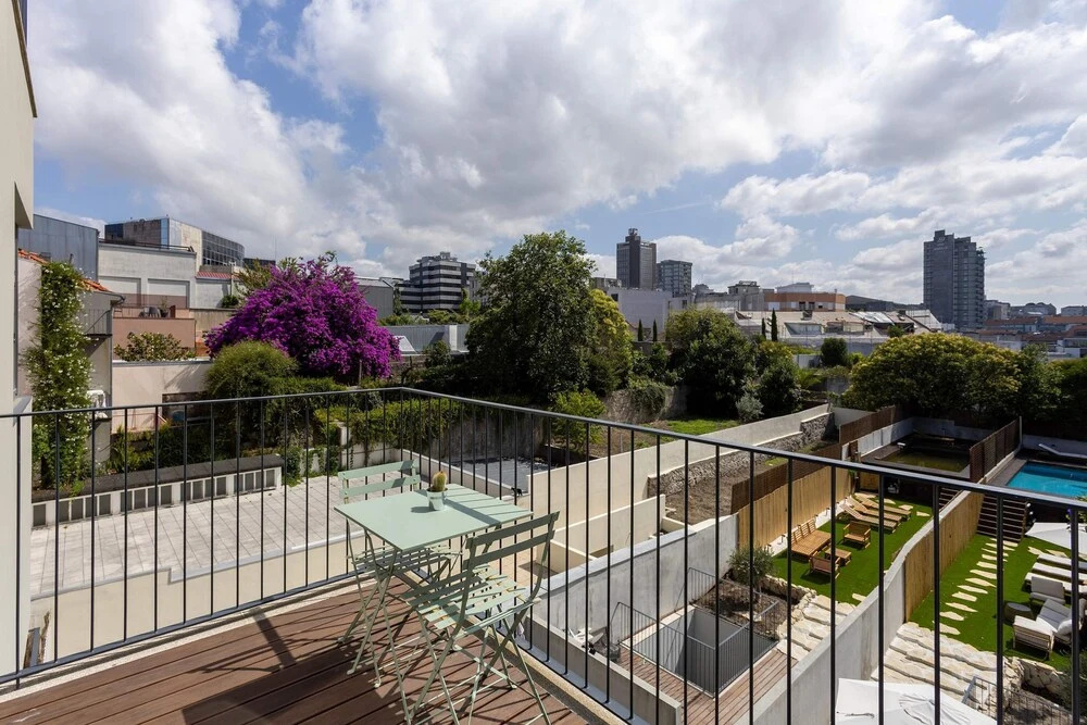 Luxury Design Apartment M