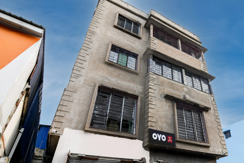 Hotel O Lotus Homestay