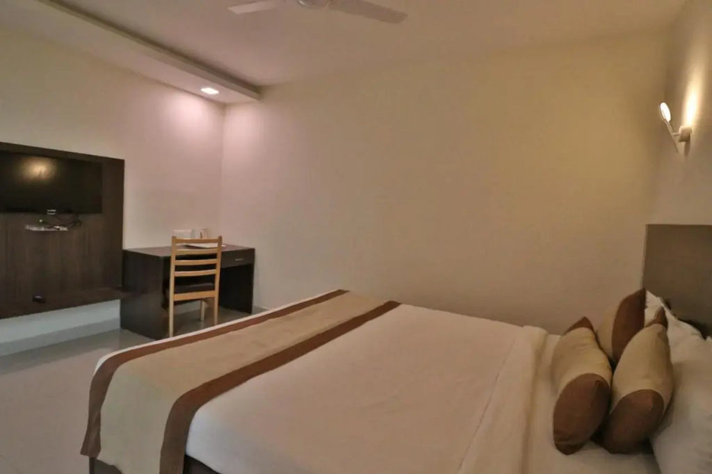 Hotel photo 11