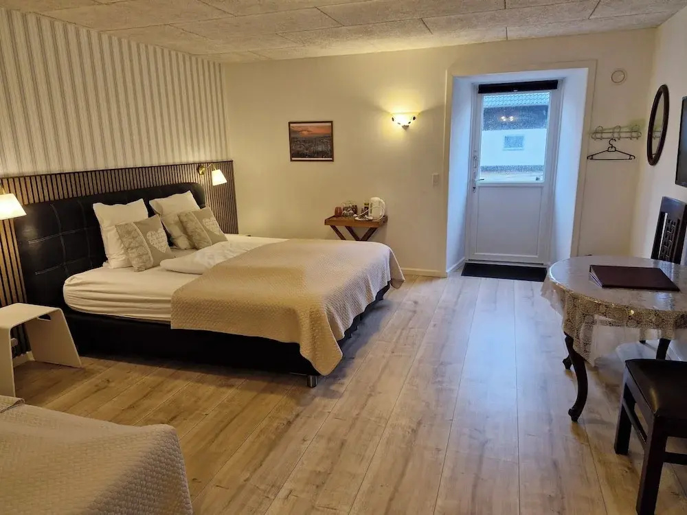 Comfort room