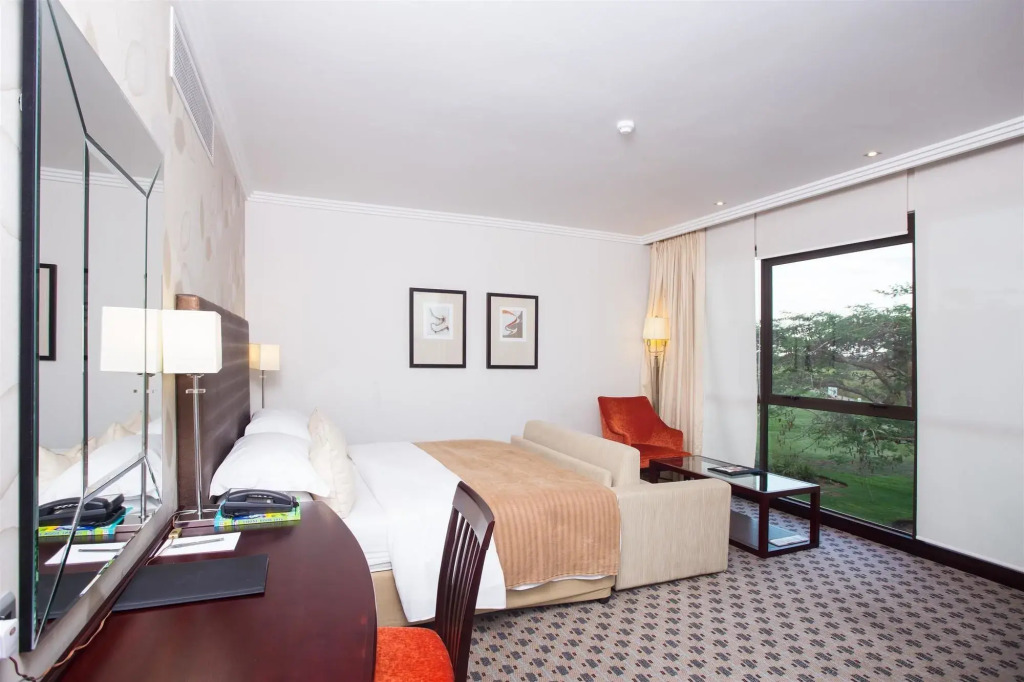 Phakalane Golf Estate Hotel Resort — фото 6