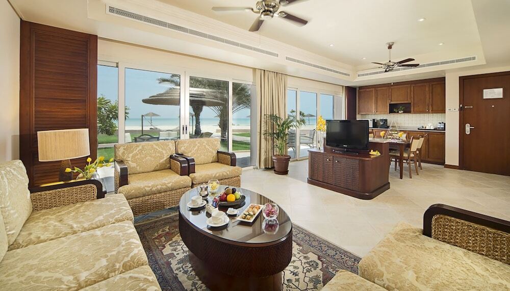 Danat Jebel Dhanna Resort