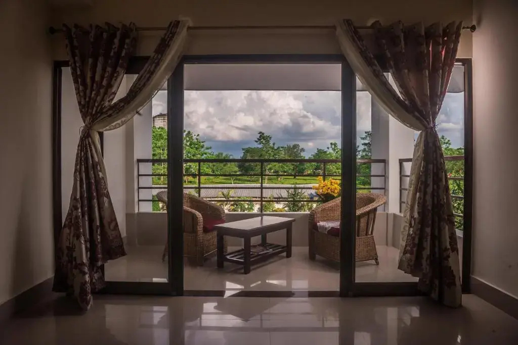Deluxe Double room (full double bed)