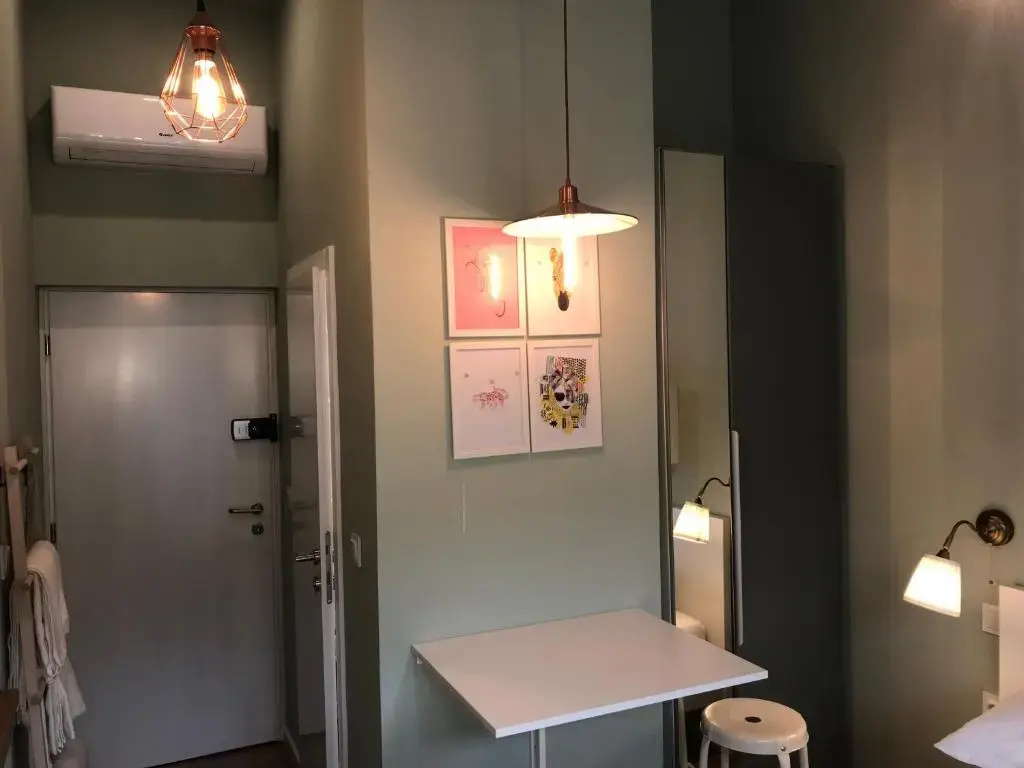 Lobby & Reception