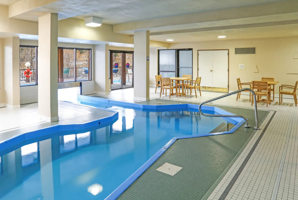 Whitefish Riverfront Hotel - Général