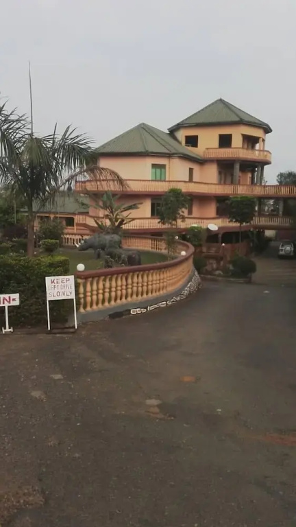 Crane Resort Hotel