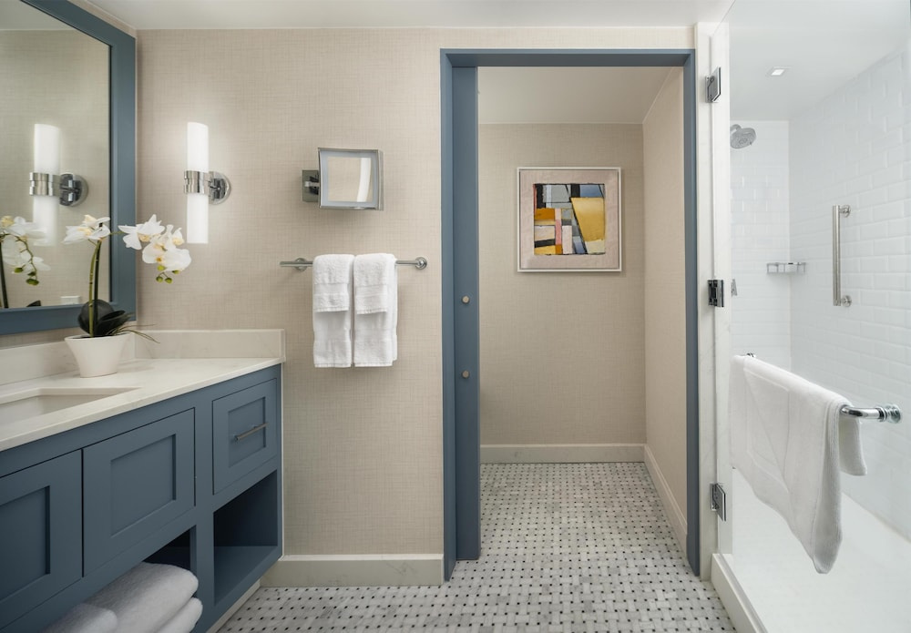 Cabana Hearing Accessible Double room with view (full double bed)