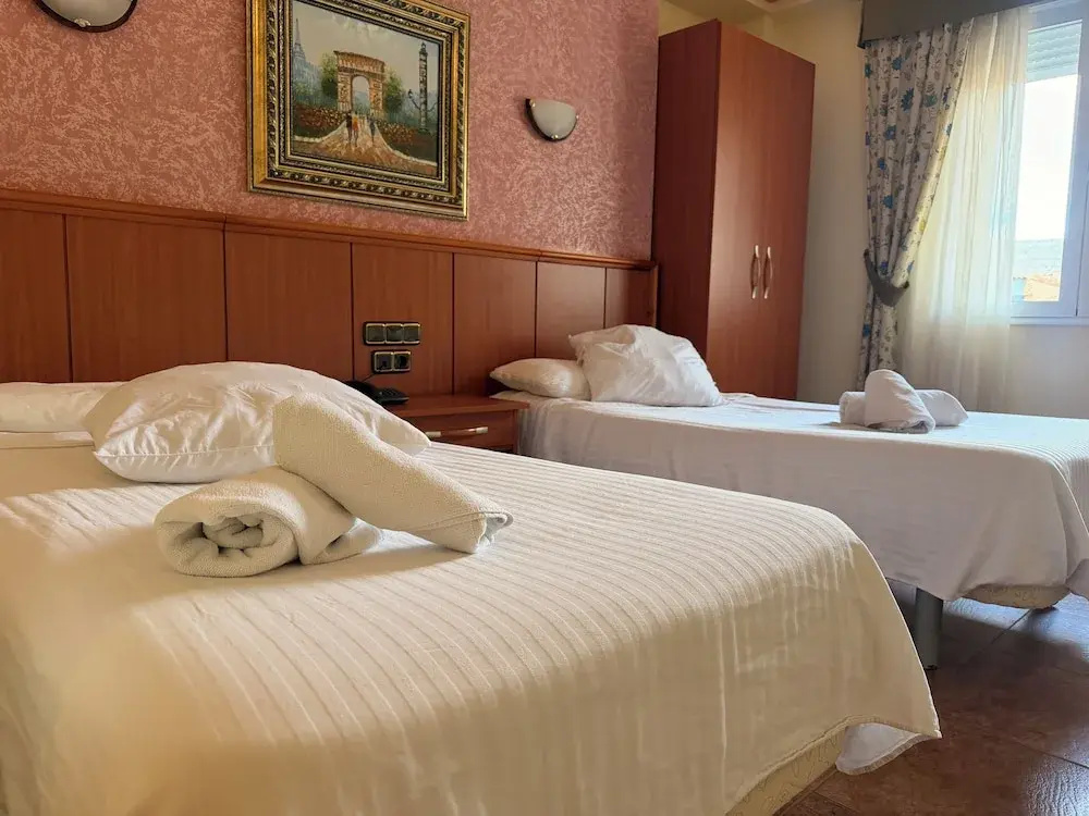 Hotel Real De Castilla - Chambres