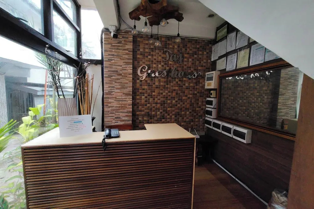 Taj Guesthouse Boracay