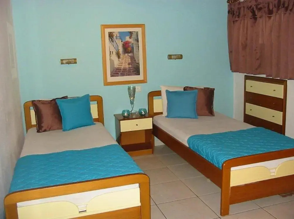 2 Bedrooms Apartment