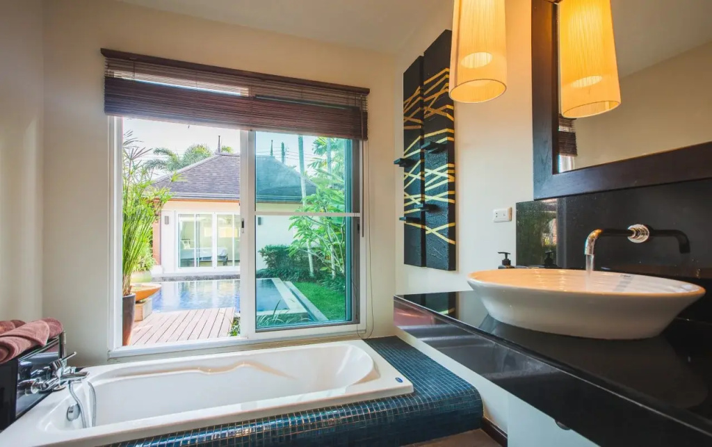 Two Villas Holiday: Oriental Style Nai Harn Beach - Général