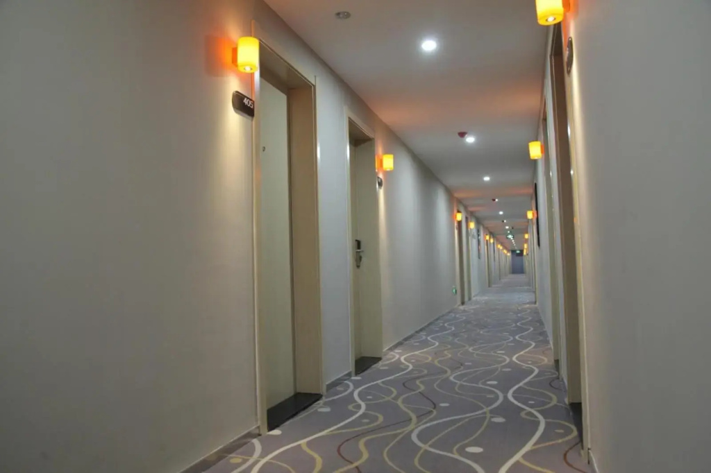 Hotel photo 12