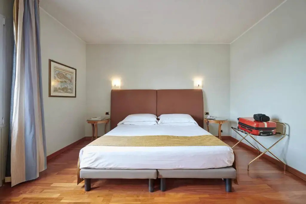 Двухместный номер Classic двуспальная кровать в Hotel Plaza Venice