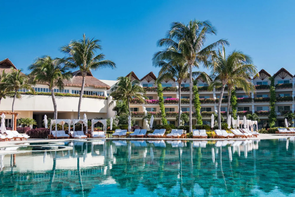 Ambassador at Grand Velas All Inclusive - 4