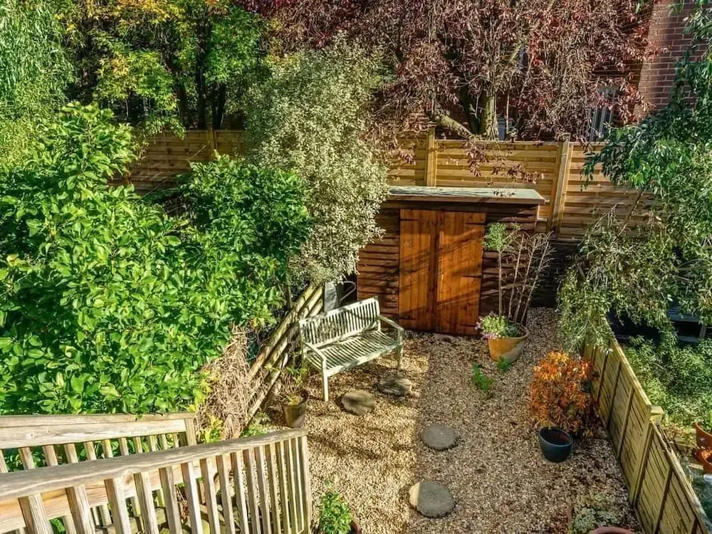 Central Townhouse With Double Terrace and Free Parking