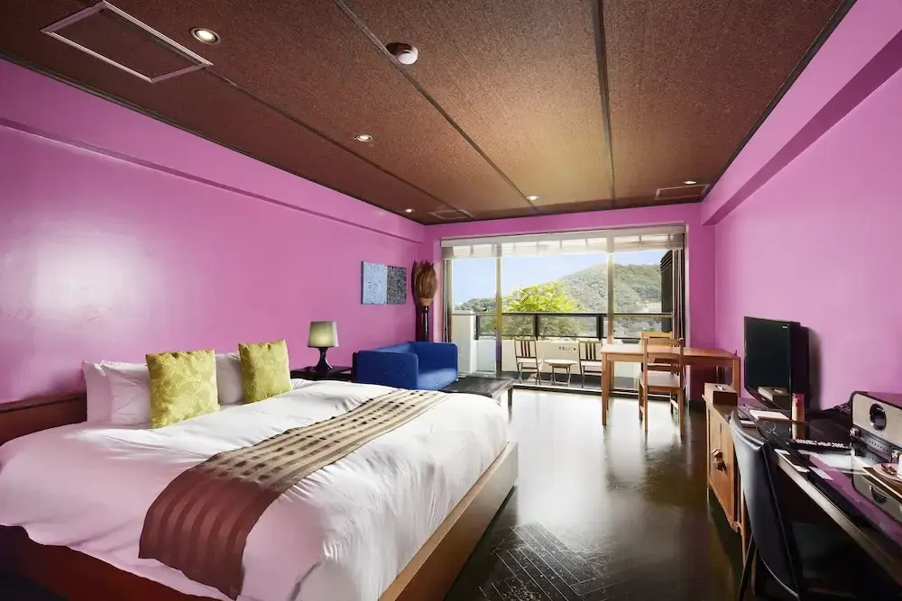 Standard Double room with balcony (full double bed)