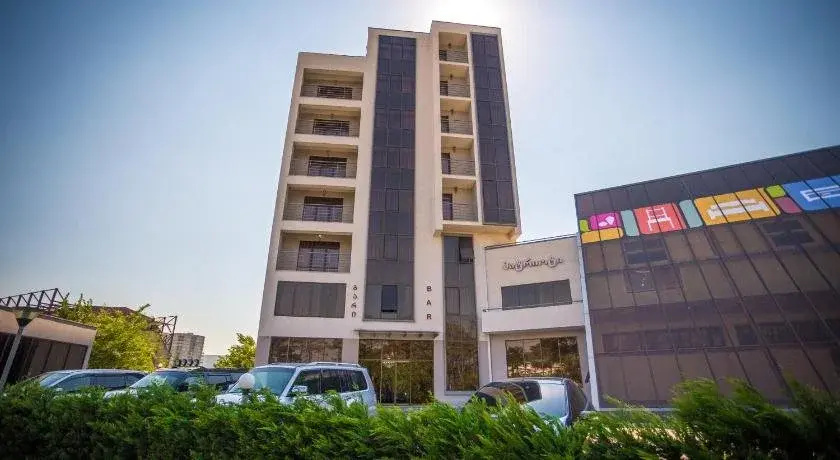 Hotel Patrioti