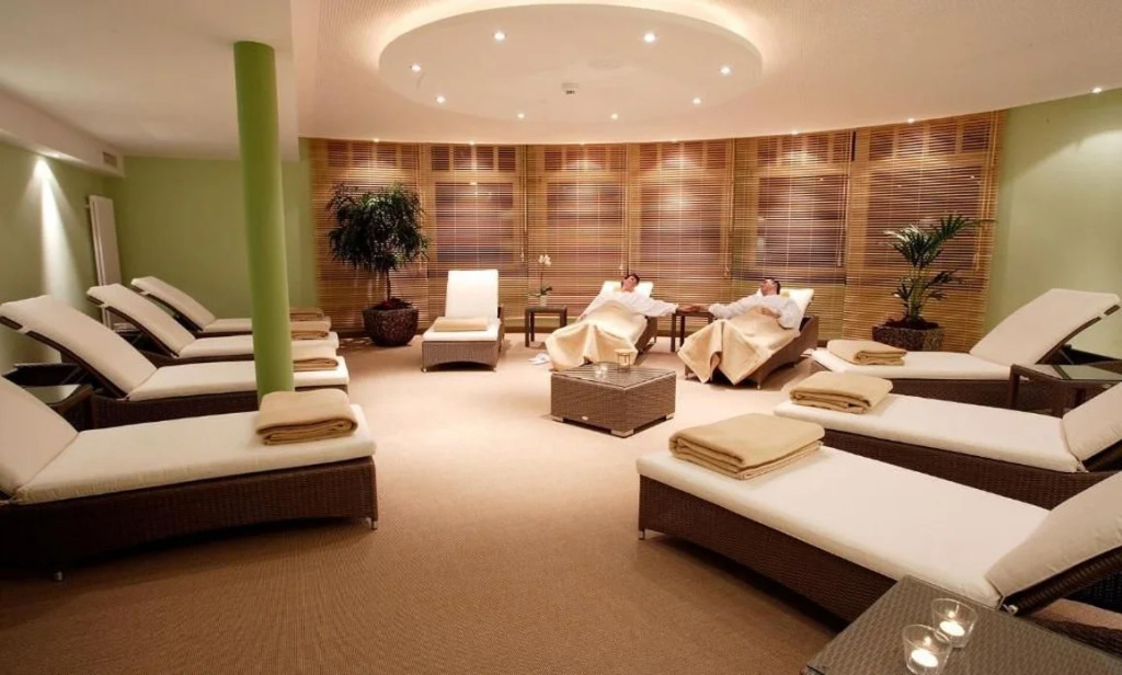 Lind Hotel — 3