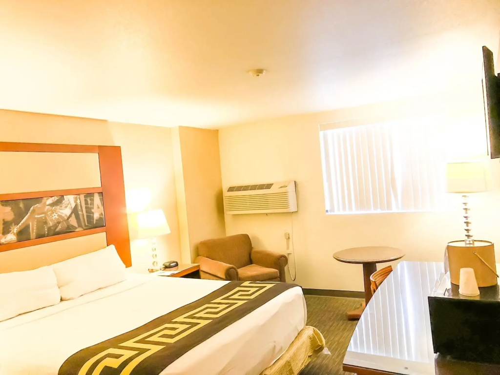 Sunrise Inn Hotel — фото