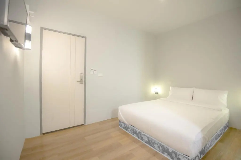 Superior Double room (full double bed)
