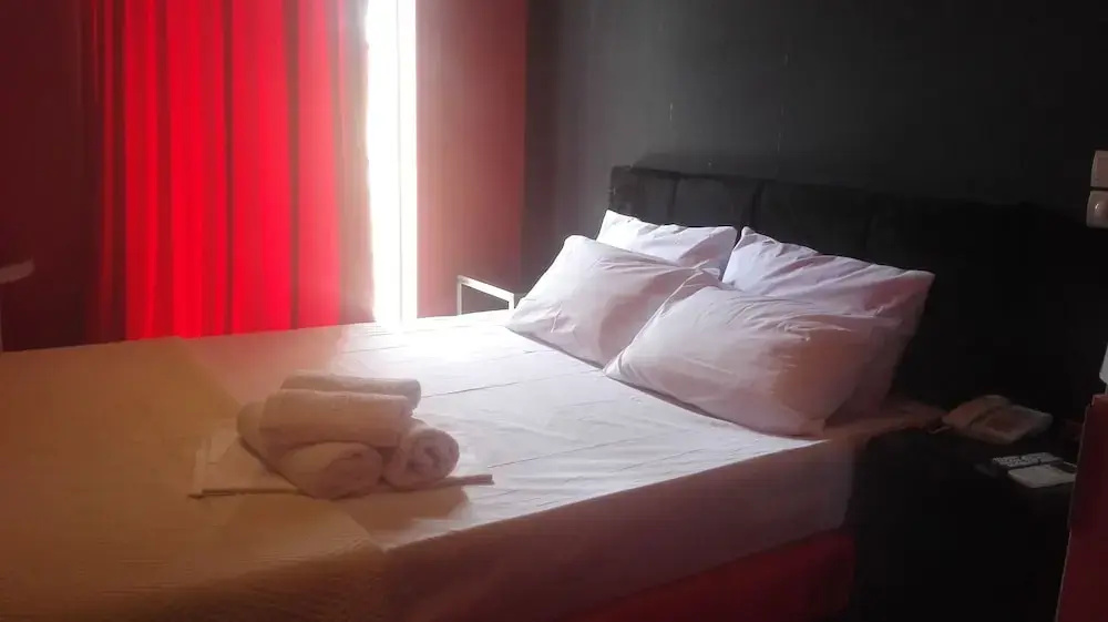 Standard Double room with balcony (full double bed)