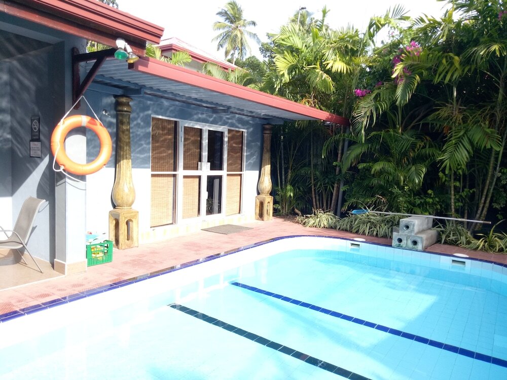 Palms Villa