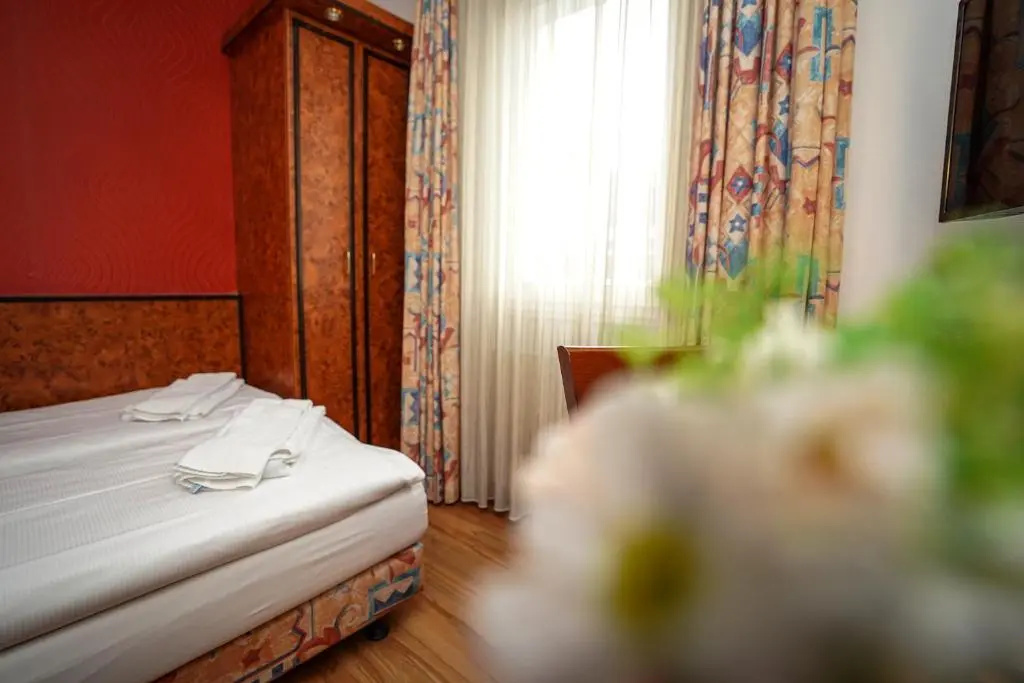 Hotel Miramar am Römer - Chambres