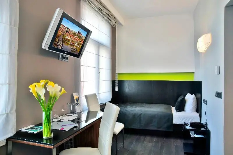 Standard Double room (twin beds)