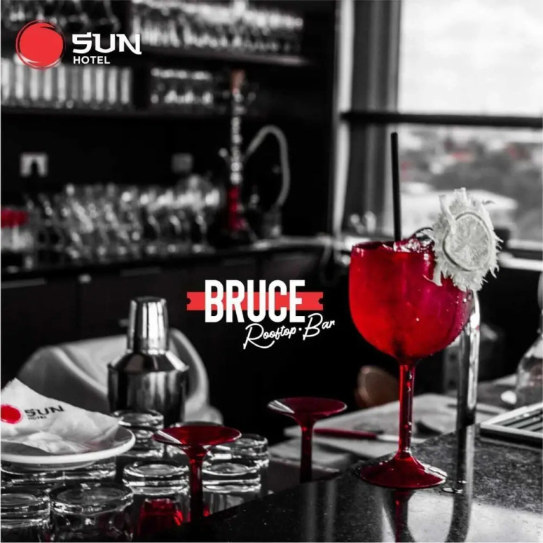 Food & Beverage