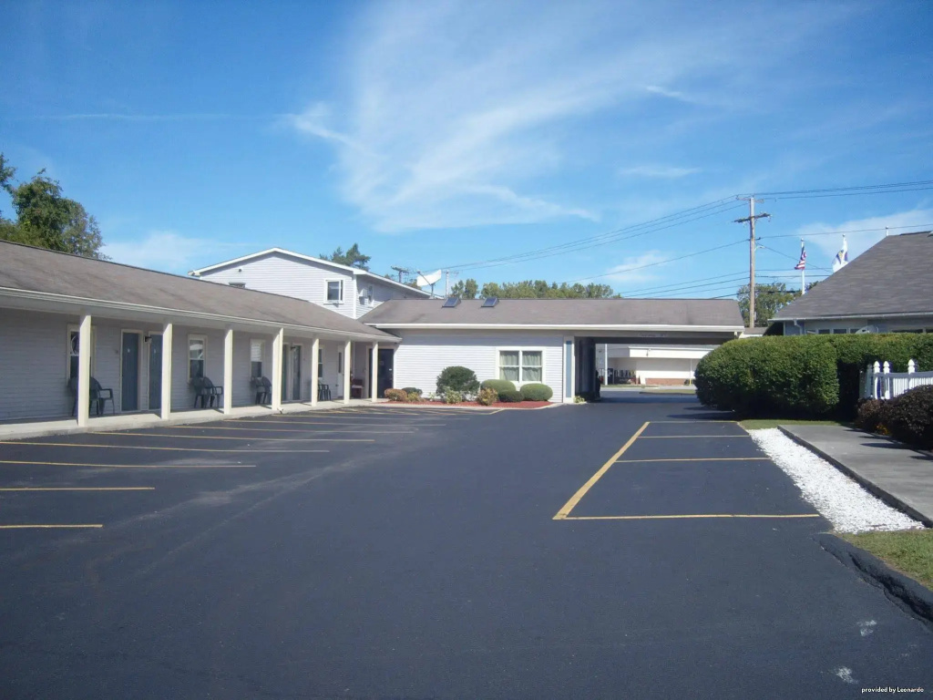 New Englander Inn Bennington