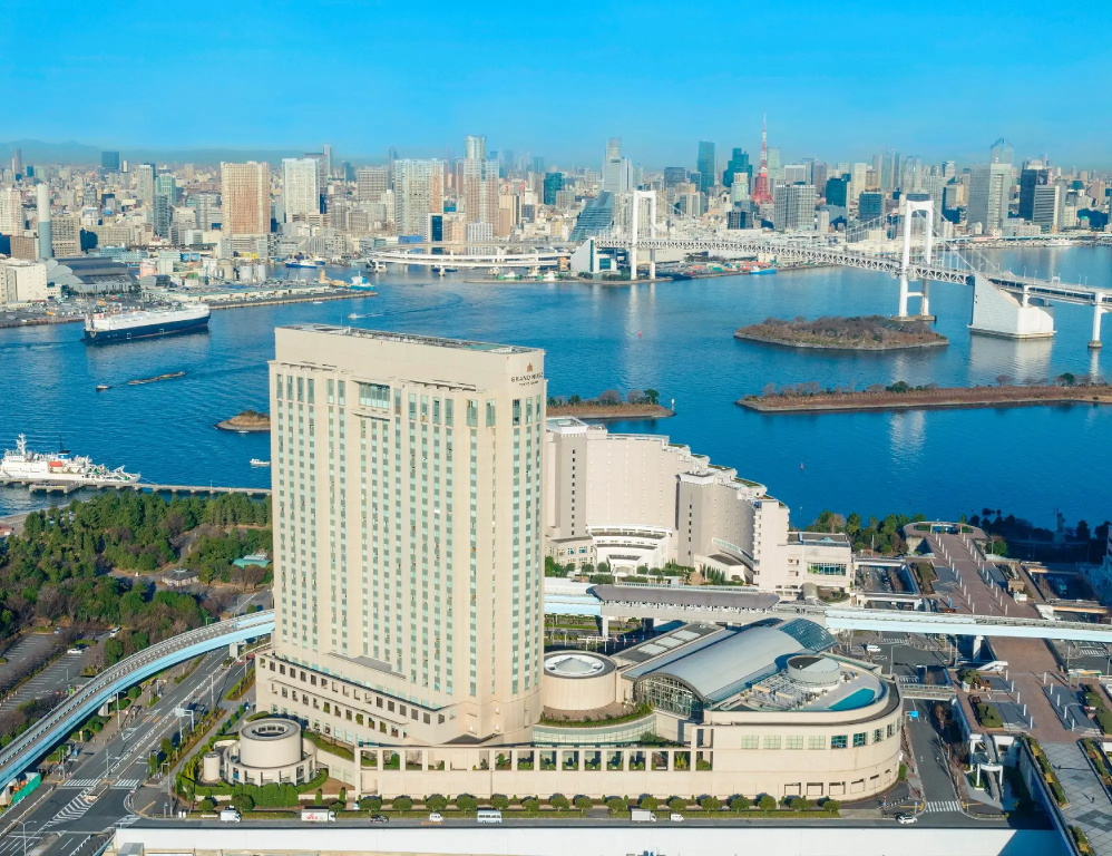 Beach & Waterfront