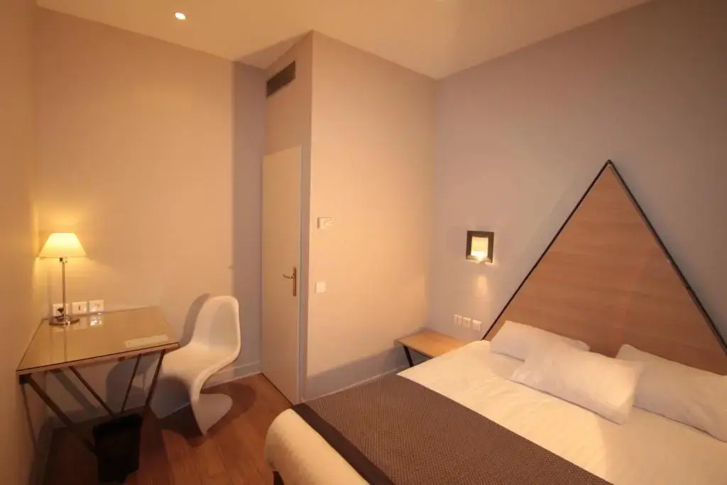 Hotel Amirauté - Chambres
