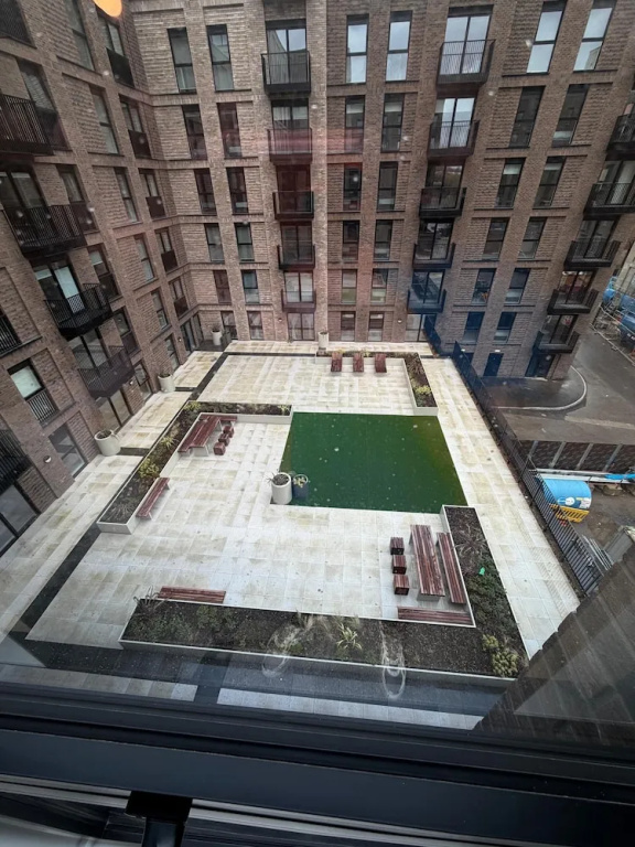 Berkeley Square Apartments