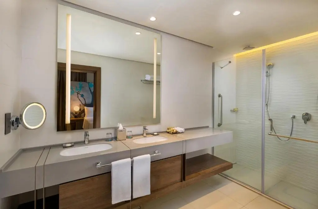 Двухместный люкс Club Access Sky Deluxe c 1 комнатой (двуспальная кровать) в Millennium Place Barsha Heights Hotel