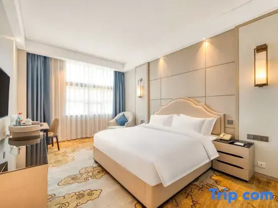 Business Double room (full double bed)