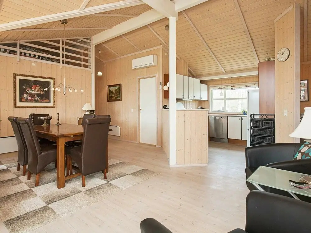 Beautiful Holiday Home in Dannemare Near Sea - фото 11