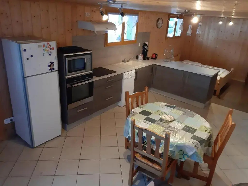 Voir la photo 2 — Studio chez Lucie