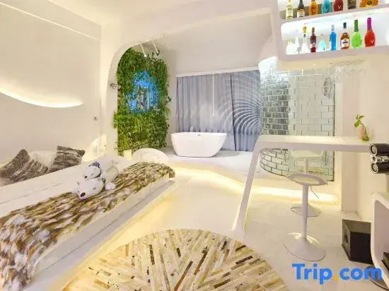 Standard Double Family room with river view (full double bed)