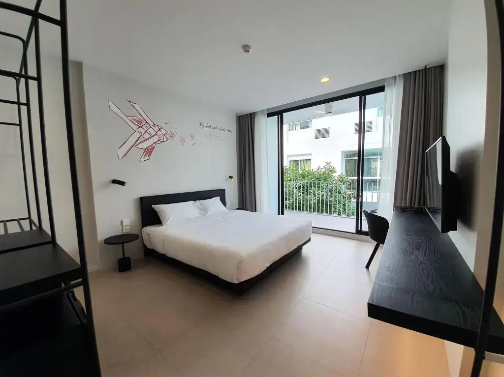 Standard Double room with balcony (full double bed)