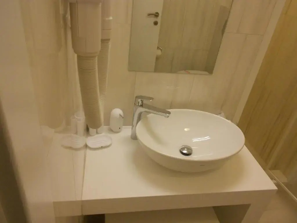 Leonardo Hotel - Général