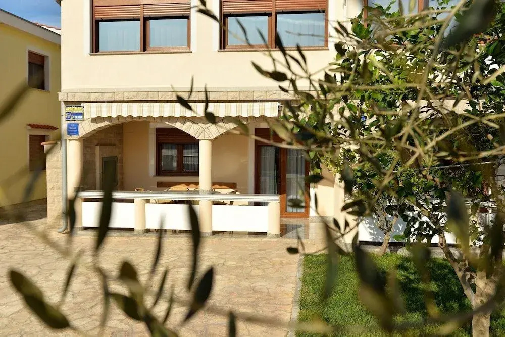 Apartment Rosulje