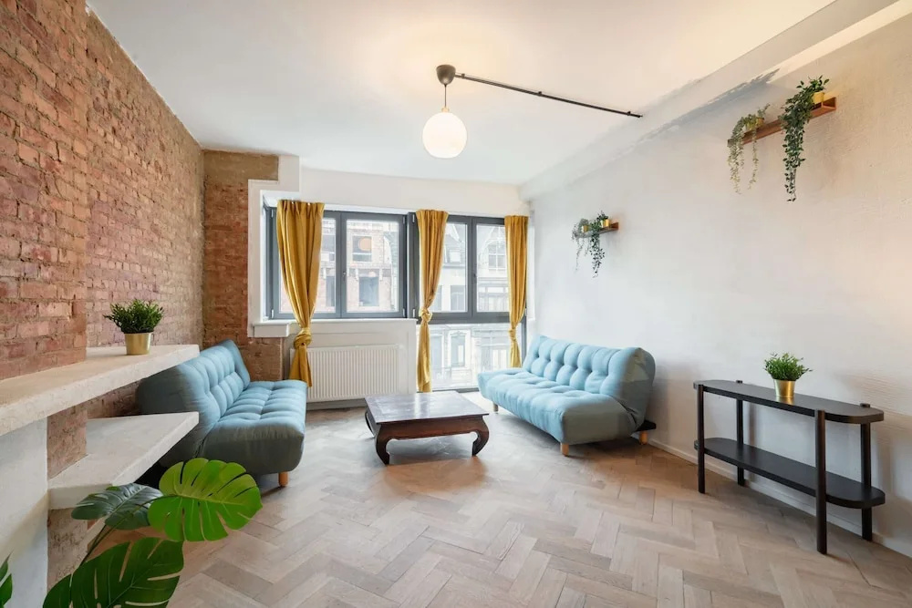 2BR City Stay - Grand Central Area