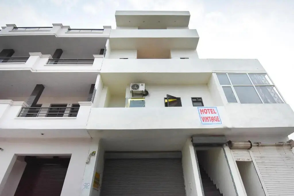 Hotel Vintage Balaji Tower by OYO Rooms