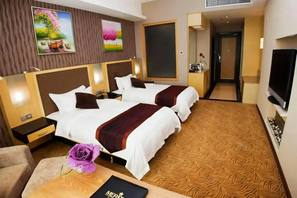 Deluxe Double room (full double bed)