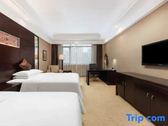 Standard room with city view