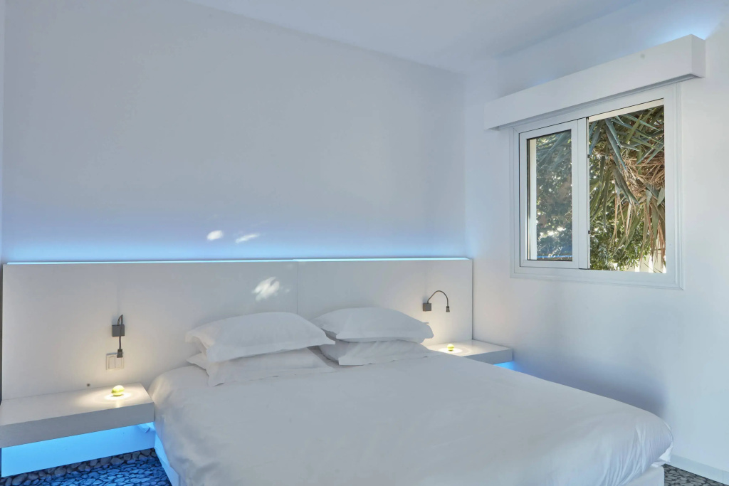 So White Beach Resort - Général