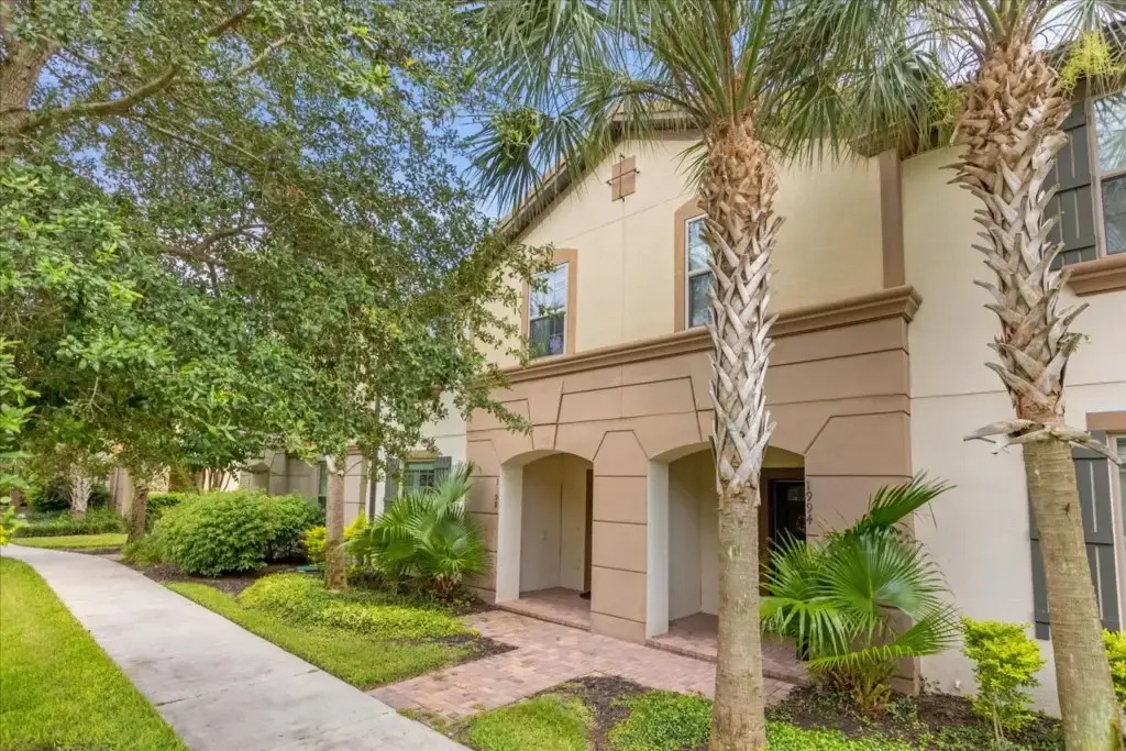 5 Bedroom/4.5 Bathroom Windsor at WS (1998 MD), Kissimmee, US